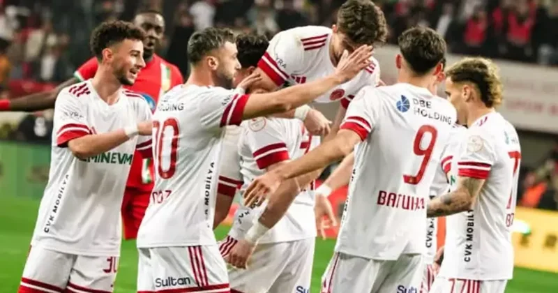 1. Lig in zirvesinde tüm hesaplar değişti! 2 takım arasında muhteşem rekabet