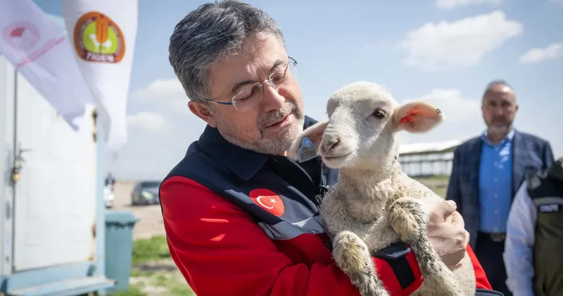 Bakan Yumaklı müjdeyi verdi: 100 küçükbaş hayvan ve aylık 15 bin TL destek!