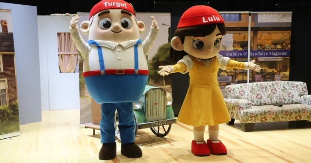 Turgut ve Lulu ilk kez sahne aldı Manisa Haberleri