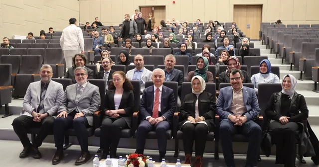 Kırklareli nde Modern Dünyada İslam ve Kadına Dair Yeni Bir Okuma konferansı düzenlendi Kırklareli Haberleri