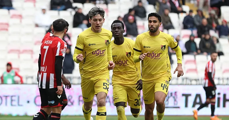 İstanbulspor, Sivas’ta kazandı! Düşme hattından uzaklaştı