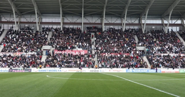 Elazığspor, şehirde bayrak seferberliği başlattı Elazığ Haberleri