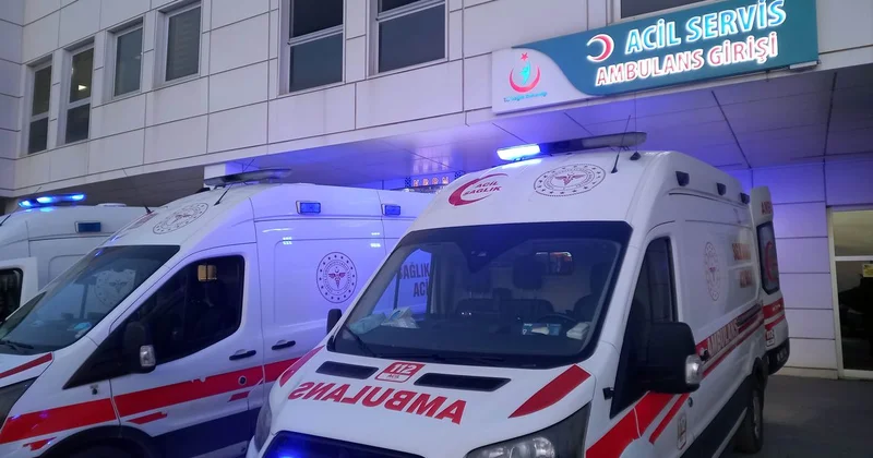 Çay Bahçesinde Bıçaklı Saldırı