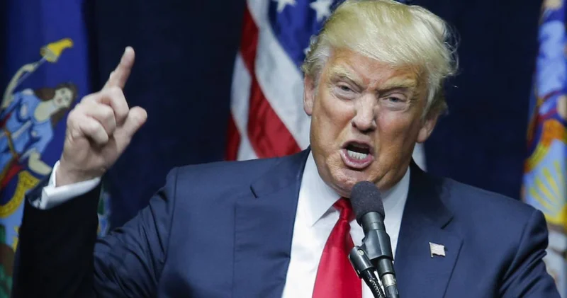 Kendine çeki düzen ver! Trump Papa’ya yüklendi, kendini İsa yaptı!