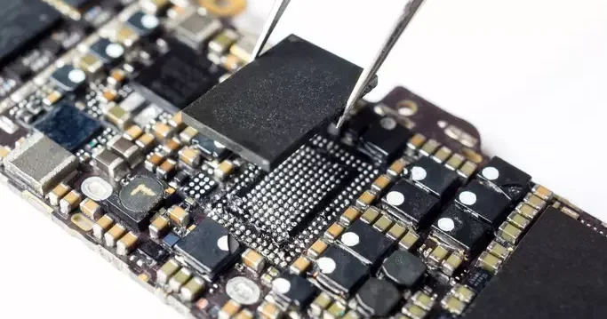 Uzmanlar uyardı: Evinizde sakladığınız eski elektronik cihazların içinde bir servet yatıyor