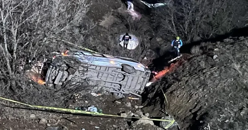 Malatya da işçi servisi devrildi: 2 ölü, 10 yaralı