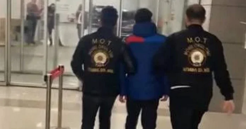 Yan bakma kavgası parkta vahşete dönüştü: Sopalı saldırı İstanbul Haberleri