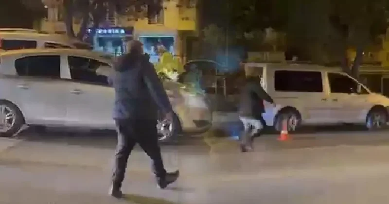 Denizli de bir şahıs aracını polislerin üzerine sürdü