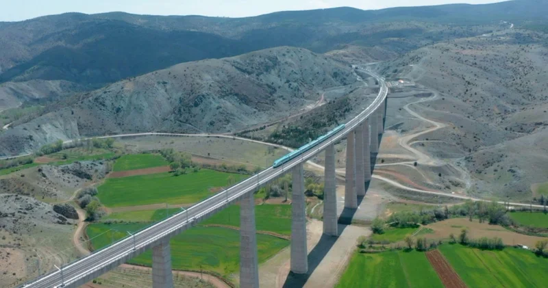 Bayramda trenlere ek seferler