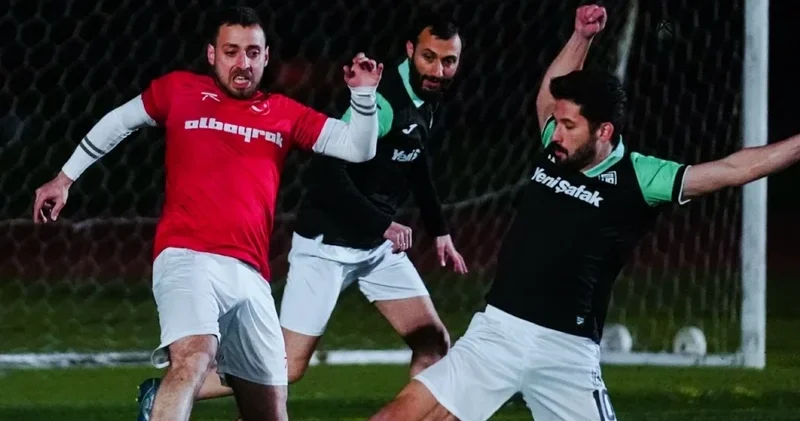 Yeni Şafak namağlup son 16 da Futbol Haberleri
