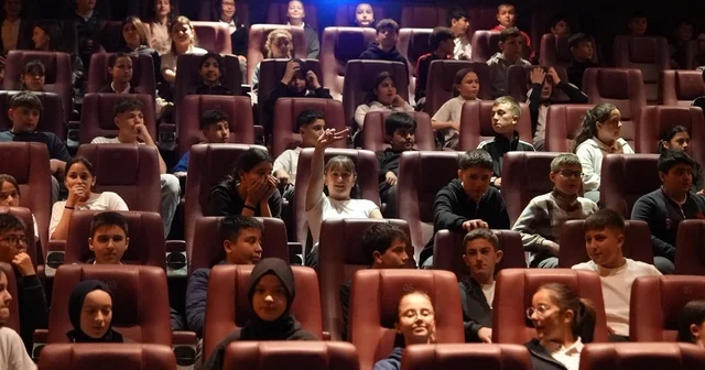 Öğrencilere sinema etkinliği Düzce Haberleri