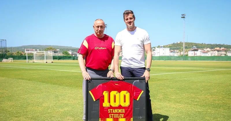 Göztepe den Stoilov a 100.maç forması!