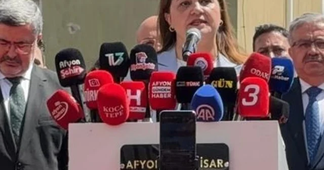 CHP den AK Parti ye geçen Başkan Köksal vatandaşlara seslendi: Afyonkarahisarımızı yeniden inşa etmek için memleketime Adalet ve Kalkınma Partisi nde hizmet etmeye devam edeceğim Afyonkarahisar Haberleri