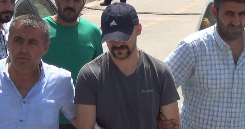 FETÖ den 5 yıl hapis cezası bulunan komedyen Atalay Demirci, İstanbul da yakalandı