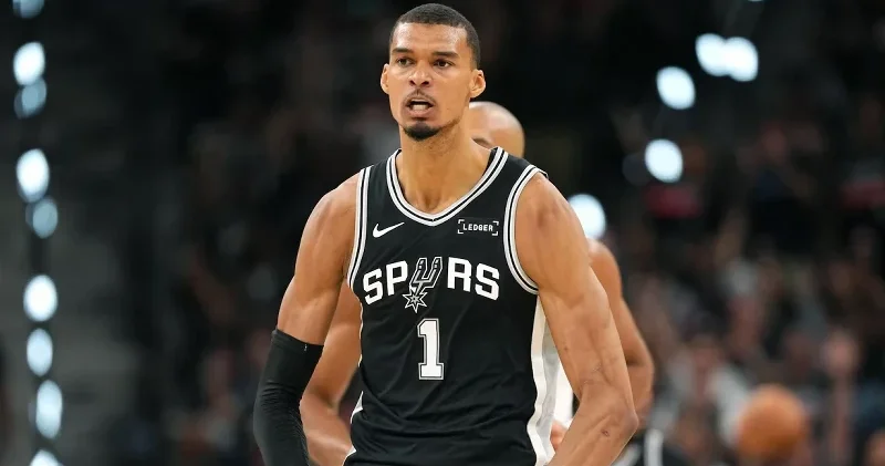 Wembanyama maça damga vurdu: Spurs seride öne geçti Basketbol Haberleri