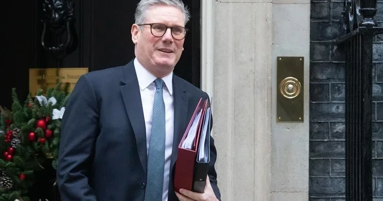 Starmer kendini böyle kurtaracak! Büyük ve cesur bir teklif