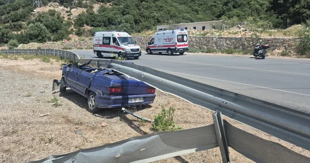 Otomobil çelik bariyerin altına girdi, sürücü kazayı hafif yaralı atlattı Muğla Haberleri