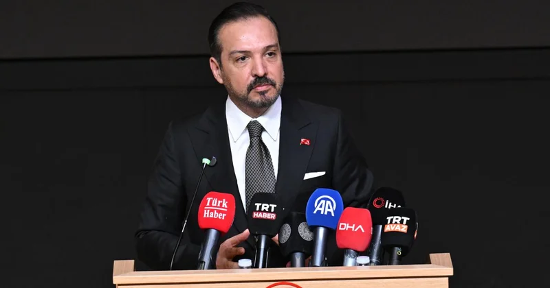 Kürşad Zorlu: Türk dili 86 milyon yurttaşımızın birliğini temsil eden yegane çimentomuzdur