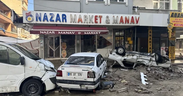 Gün ağarınca felaketin boyutu ortaya çıktı: Havza’da selin izleri silinmeye çalışılıyor VİDEO İZLE