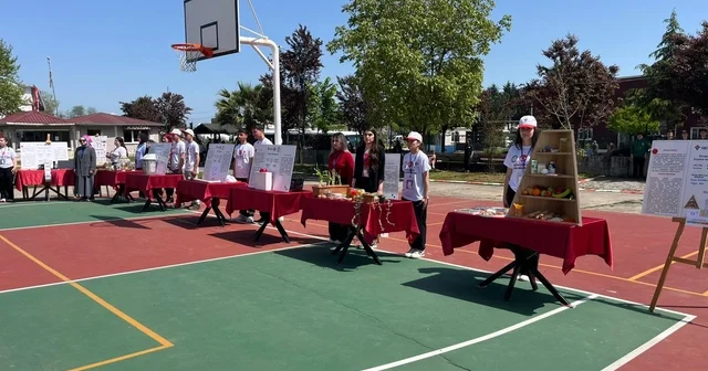 Salıpazarı ilçesinde TÜBİTAK 4006 Bilim Fuarı düzenlendi Samsun Haberleri