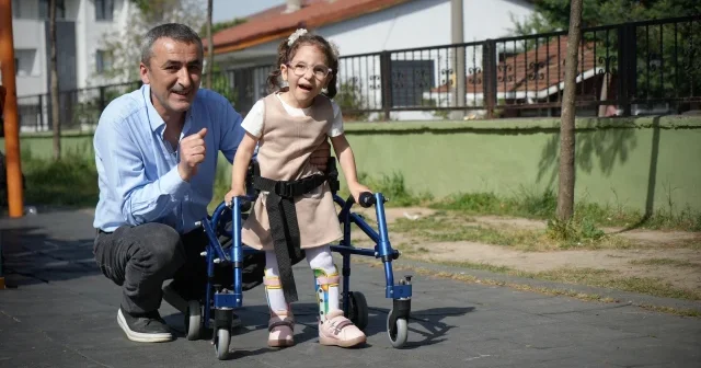 Kızı için su borularından yürüme bariyeri yaptı: Minik Lina nın ailesi hem tedavi hem hukuk mücadelesi veriyor VİDEO İZLE