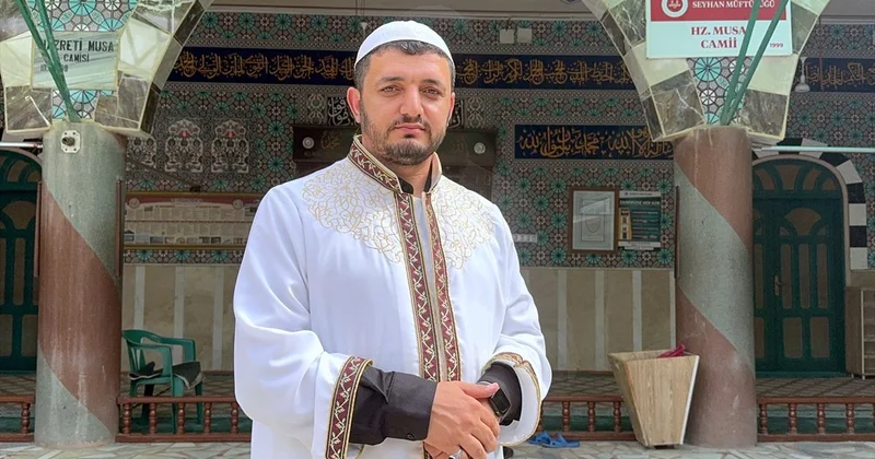 Camide kalp krizi geçirip yere yığıldı, imam kalp masajıyla hayata döndürdü