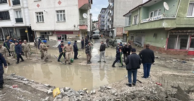 Selin vurduğu Havza da yaralar sarılıyor: Tüm ekipler sahada Samsun Haberleri