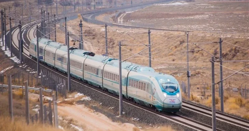 YHT ek sefer saatleri ve günleri: Bayramda Yüksek Hızlı Tren ek seferleri nerede ne zaman var? Son Dakika Haberleri