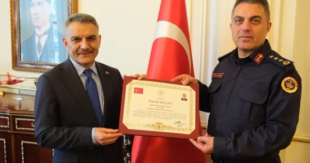 Yozgat İl Jandarma Komutanı Yalınkılıç a başarı belgesi verildi Yozgat Haberleri