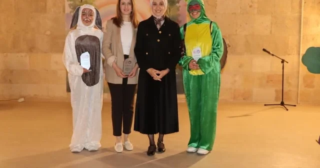 Tercan da öğrencilerden çocuk şenliği etkinliği Erzincan Haberleri