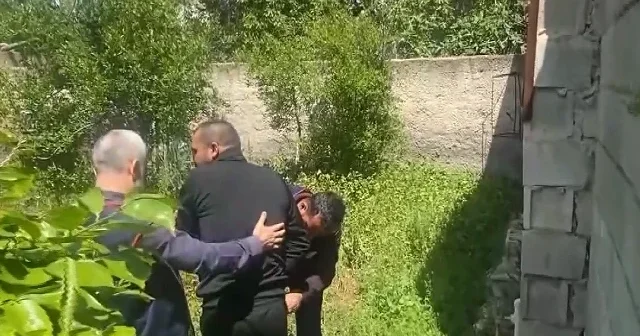 Kimlik oyunu jandarmayı yanıltamadı: 40 yıl hapis cezası olan suç makinesi yakalandı VİDEO İZLE