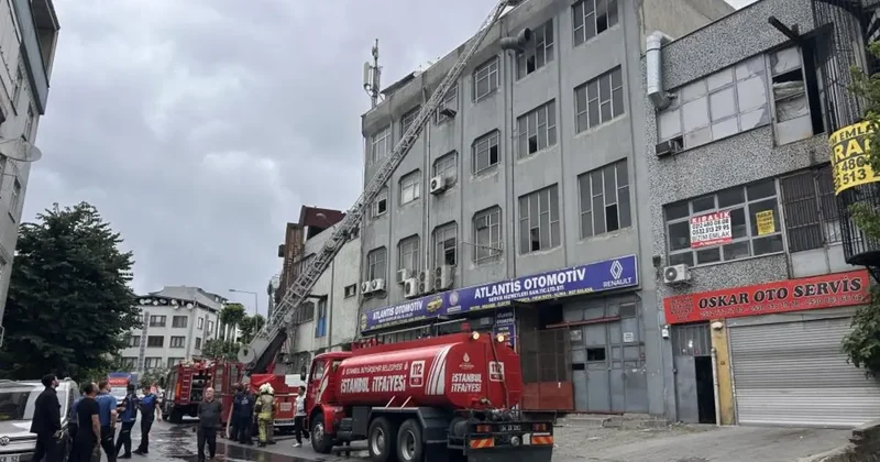 Bayrampaşa da plastik eşya üretim atölyesinde yangın paniği