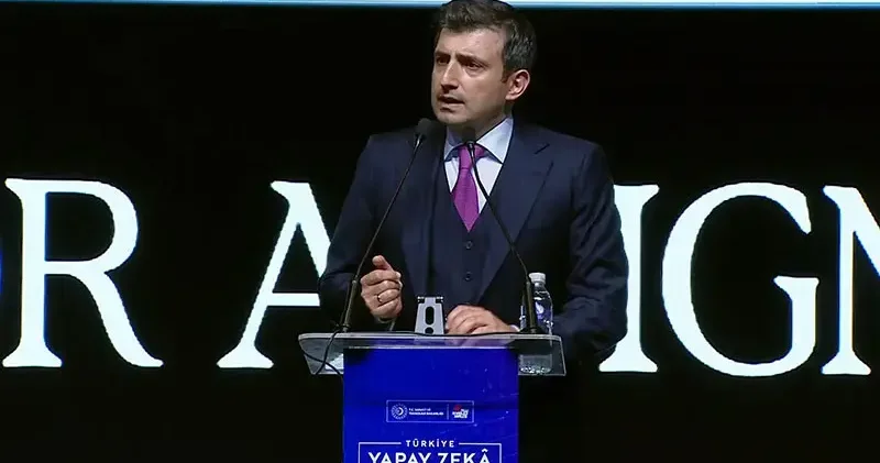 Bayraktar: Makinelerin ve makine insanlarının istilası ile karşı karşıyayız
