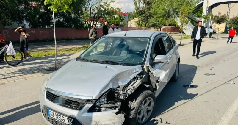 Patnos’ta kaza yapan sürücü aracını bırakıp kaçtı