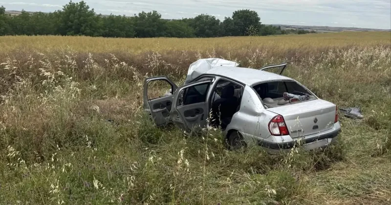 Yoldan çıkan otomobil, takla attı: Yaralılar var