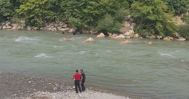 Alanya da çayda kaybolan genci arama çalışmalarına yarın edilecek Antalya Haberleri