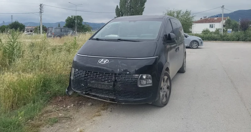 Bursa daki kazada 3’ü çocuk 9 kişi hastaneye kaldırıldı