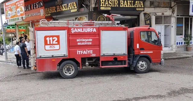Siverek te iş yerinde çıkan yangın korku dolu anlar yaşattı Mutfak bölümünde çıkan yangın paniğe neden oldu Şanlıurfa Haberleri