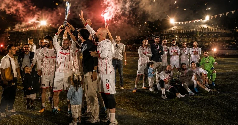 Yenilmez Armada Yeni Şafak Futbol Haberleri