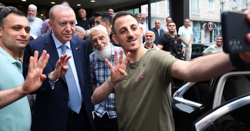 Cumhurbaşkanı Erdoğan Erzurum Vakfının lokalini ziyaret etti Son dakika haberleri