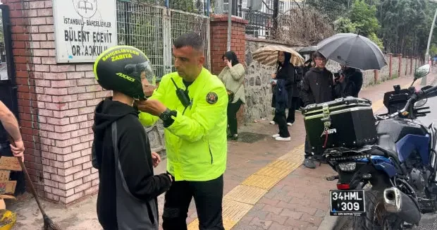 İstanbul haberleri LGS de zamanla yarış! 15 öğrenci sınava yetiştirildi 13 Haziran 2026