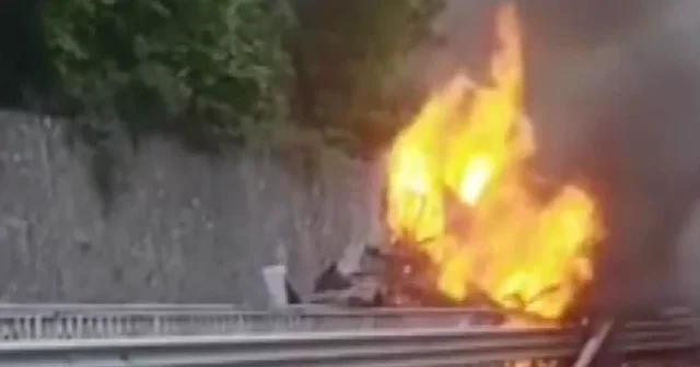Trabzon da bariyerlere çarpan kamyon alev alev yandı: Sürücü hayatını kaybetti VİDEO İZLE
