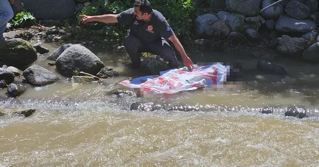 Erzurum da acılı piknik: Köprüde barfiks çekerken dereye düşen genç hayatını kaybetti Erzurum Haberleri