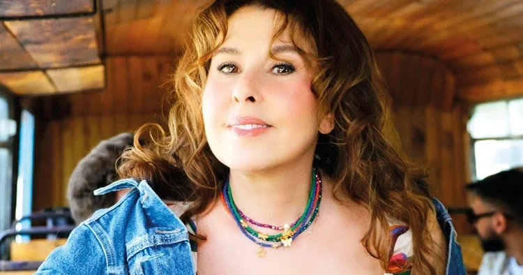 Nilüfer den bir Kayahan hatırası