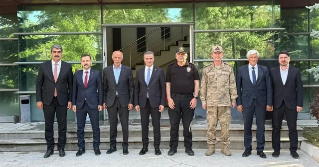 Erzurum protokolünden Aşkale Çimento ya ziyaret Erzurum Haberleri
