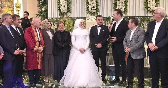 Sıla Kınalı ile Mehmet Akif Dorman dünyaevine girdi Erzurum Haberleri Habertürk Yerel Haberler