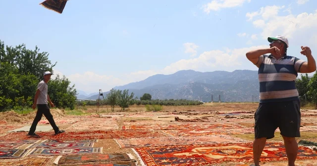 Eski halılar Antalya nın güneşinde değer kazanıyor, 5 bin dolara alıcı buluyor Antalya Haberleri Habertürk Yerel Haberler