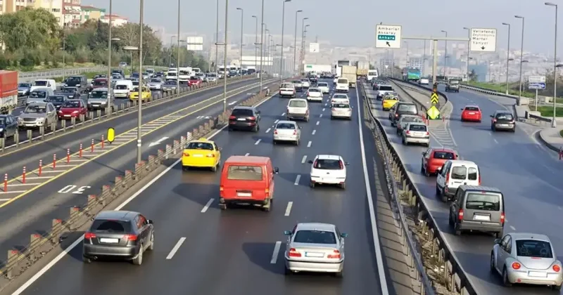 Araç alacaklar dikkat! İstanbul da üç harfli plaka dönemi sona yaklaşıyor
