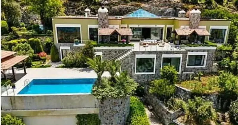Rekor fiyata alıcısını bekliyor! Bodrum daki süper lüks konağın fiyatı dudak uçuklattı