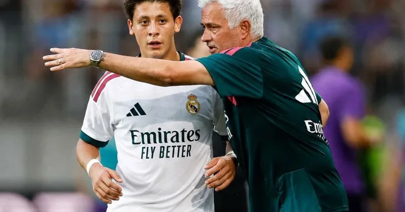 Mourinho yıllar sonra döndüğü Real Madrid de ilk kupasını kazandı